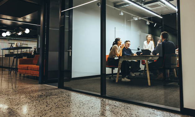How to Plan a Meeting Room AV Setup (with Checklist)